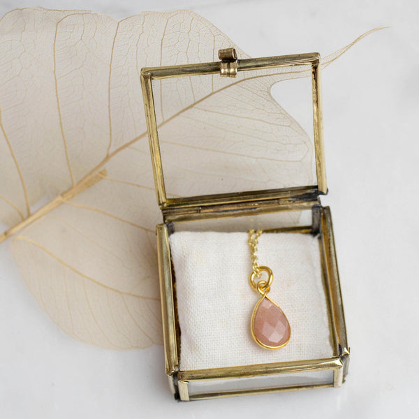 SOL Drops Peach-Mondstein Charm Golden