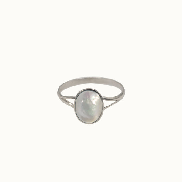 Aries Weißes Perlmutt Ring Silber - Spirit of Liebs