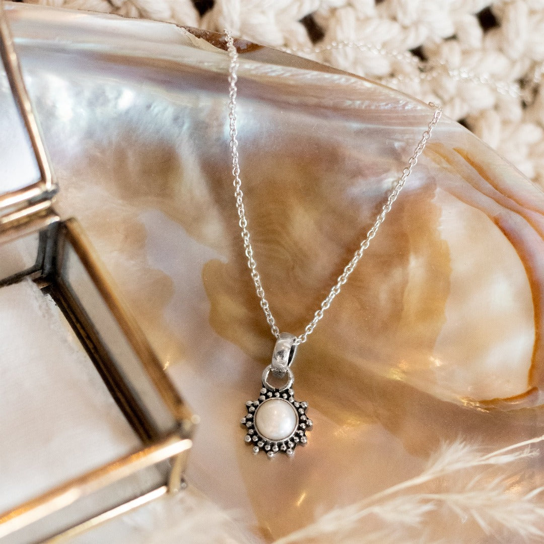 Indische Sonne Süßwasserperle Charm Silber - Spirit of Liebs