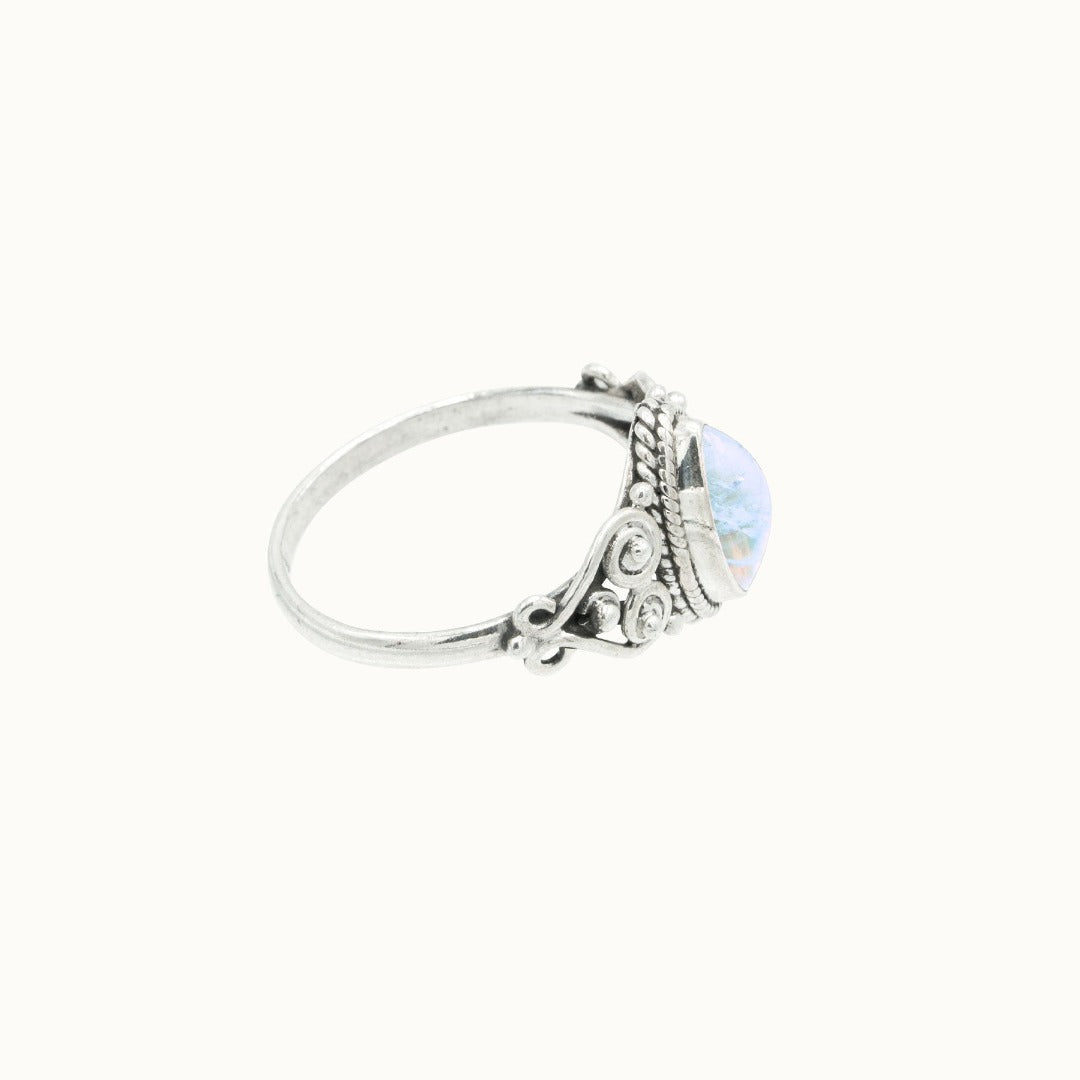 Namaste Mondstein Ring Silber - Spirit of Liebs