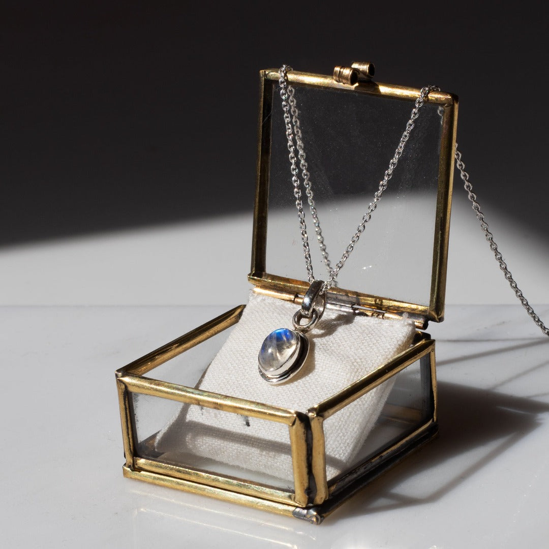 Nimbus Mondstein Charm Silber - Spirit of Liebs