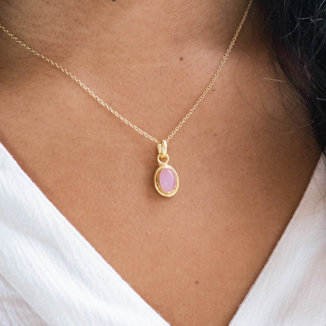 Nimbus Rosenquarz Charm Golden - Spirit of Liebs