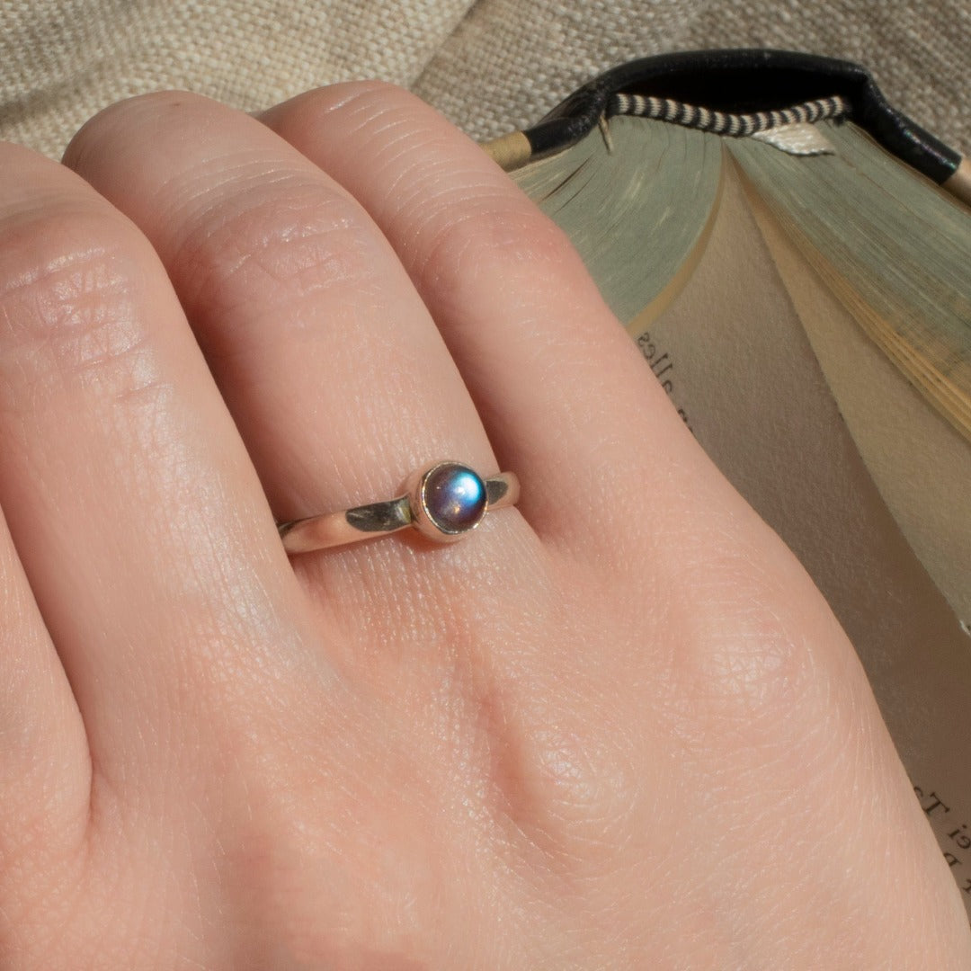 Una Labradorit Ring Silber - Spirit of Liebs