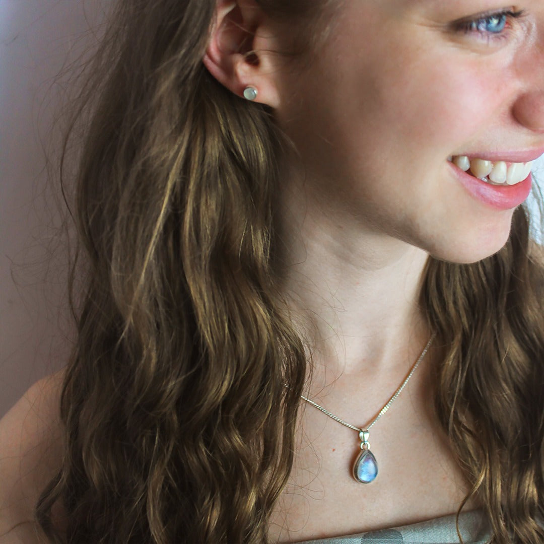 Venus Mondstein Charm Silber - Spirit of Liebs